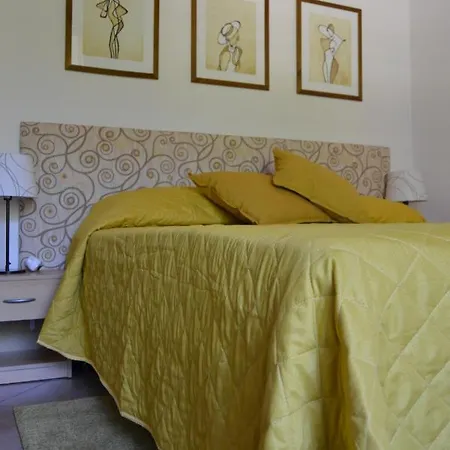 Le Tre Sorelle A Testaccio Bed & Breakfast 3*
