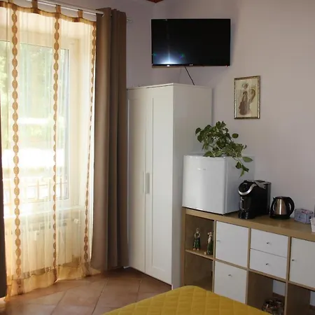 Bed & Breakfast Le Tre Sorelle A Testaccio 3*