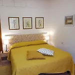 Le Tre Sorelle A Testaccio Couette-café Rome