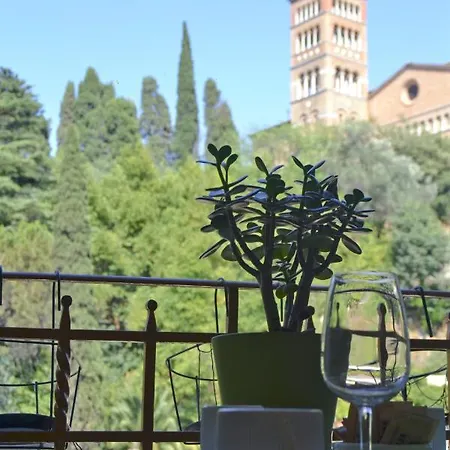 לינה וארוחת בוקר Le Tre Sorelle A Testaccio