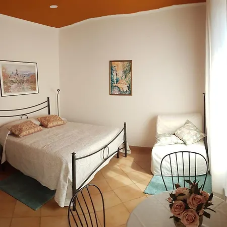 Le Tre Sorelle A Testaccio לינה וארוחת בוקר 3*