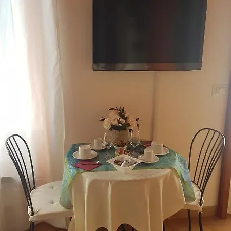 Frühstückspension Le Tre Sorelle A Testaccio Rom