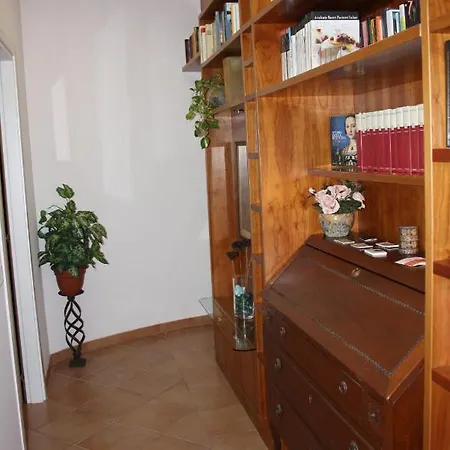 Le Tre Sorelle A Testaccio Frühstückspension 3*