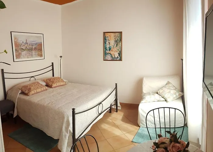 Le Tre Sorelle A Testaccio B&B 3*